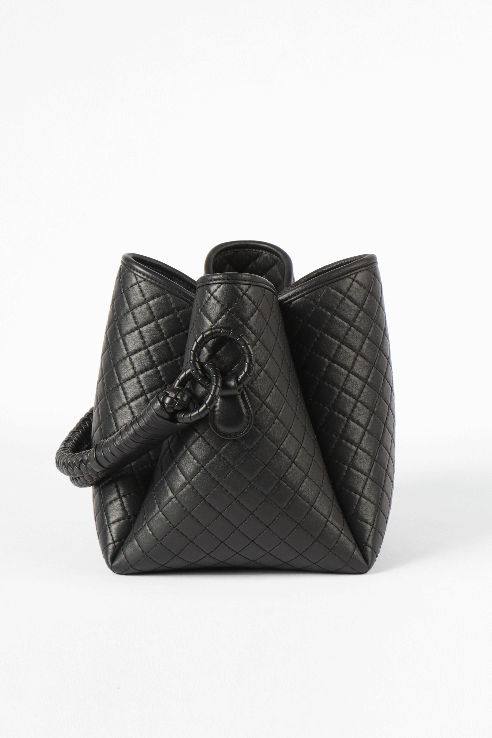 Tulip Bucket Bag, Black