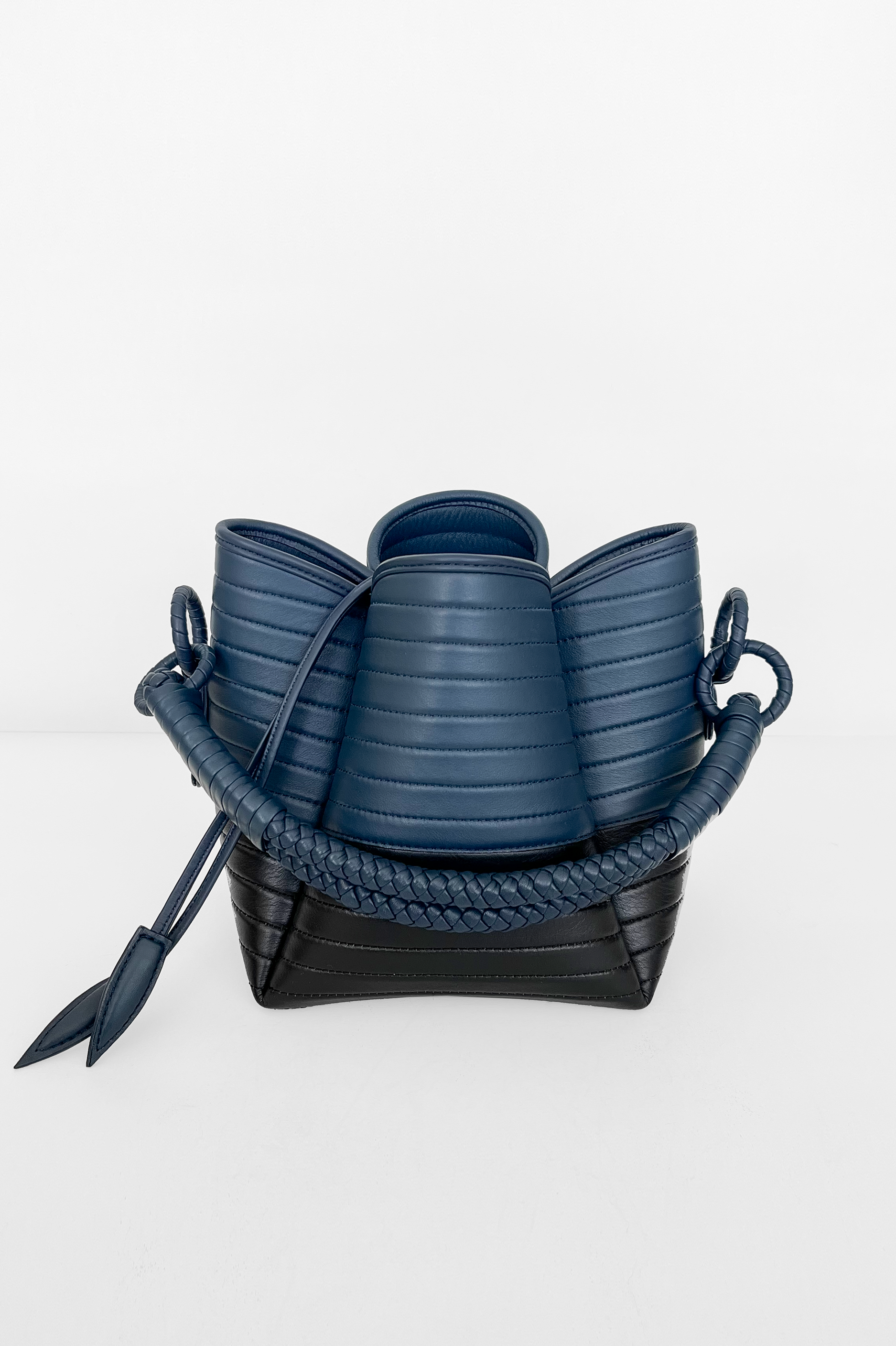 Tulip Oxford Bag, Black & Blue