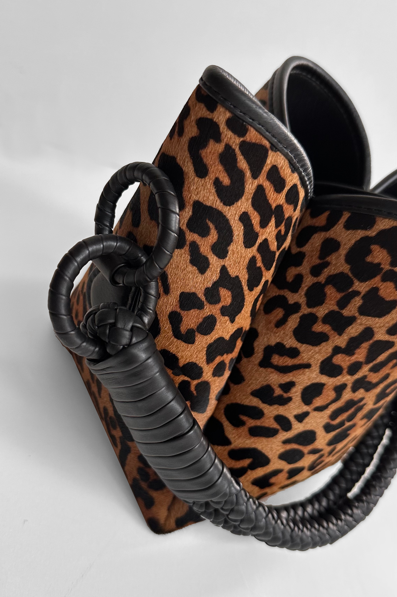 Tulip Mini Bucket Bag, Leopard
