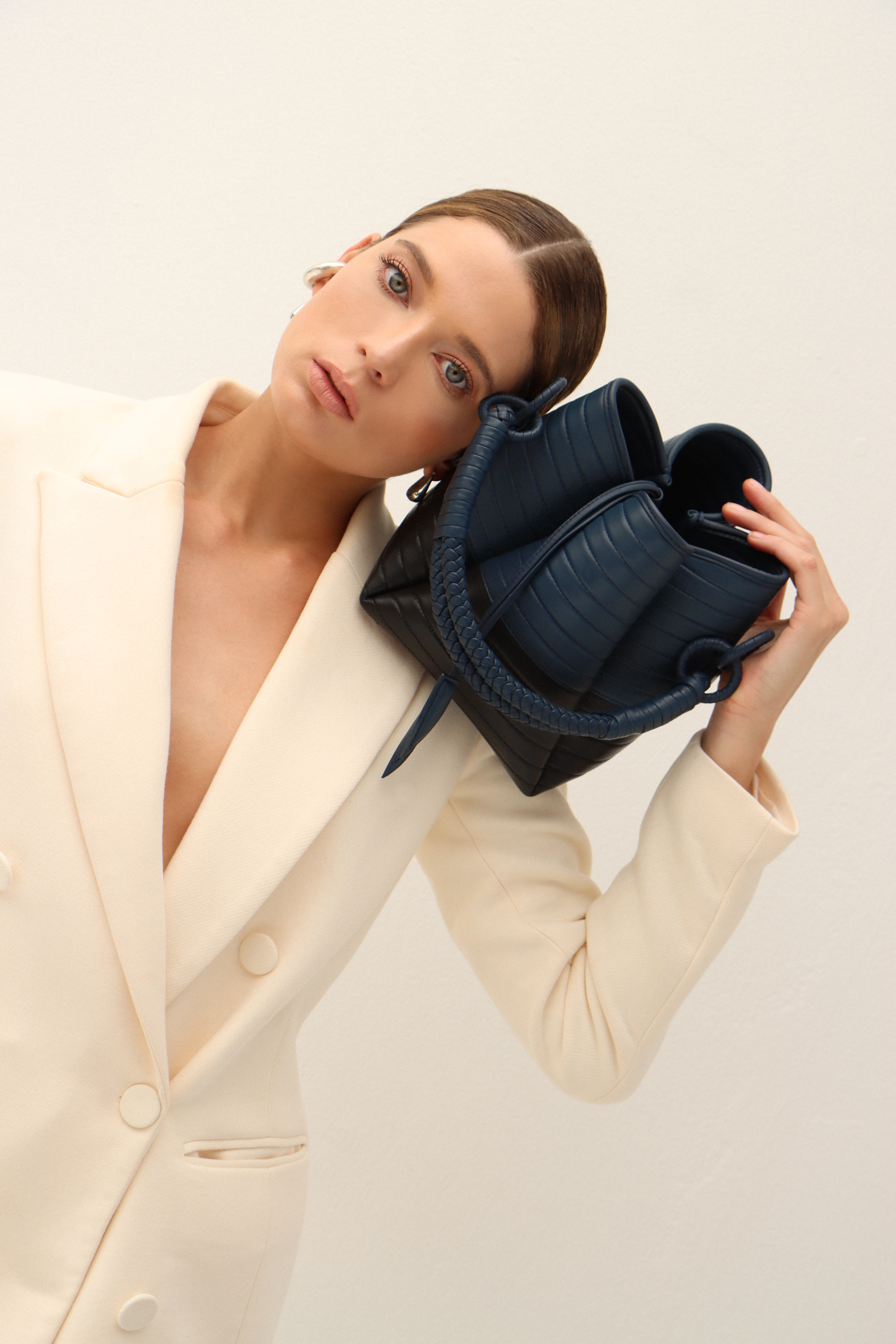 Tulip Oxford Bag, Black & Blue