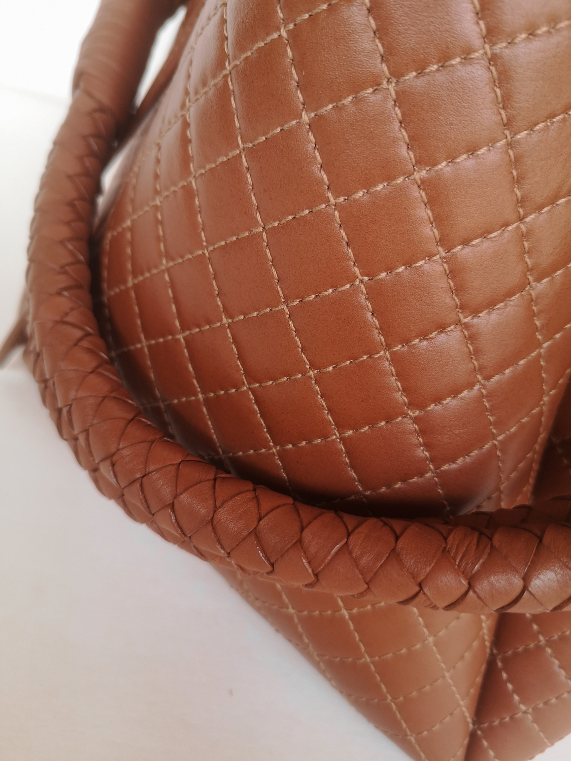 Tulip Bucket Bag, Brandy.