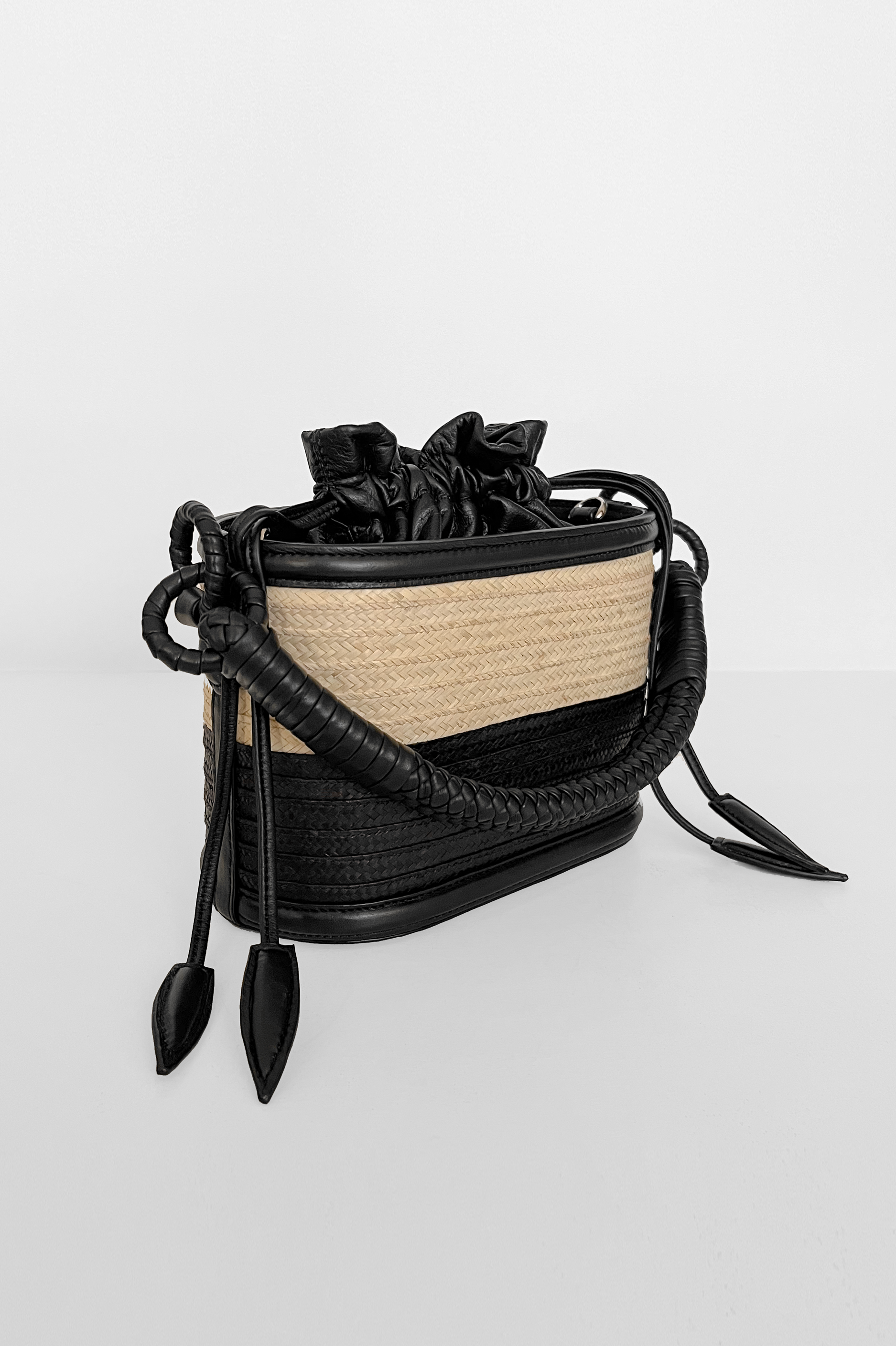 Caña Basket Bucket, Half & Half