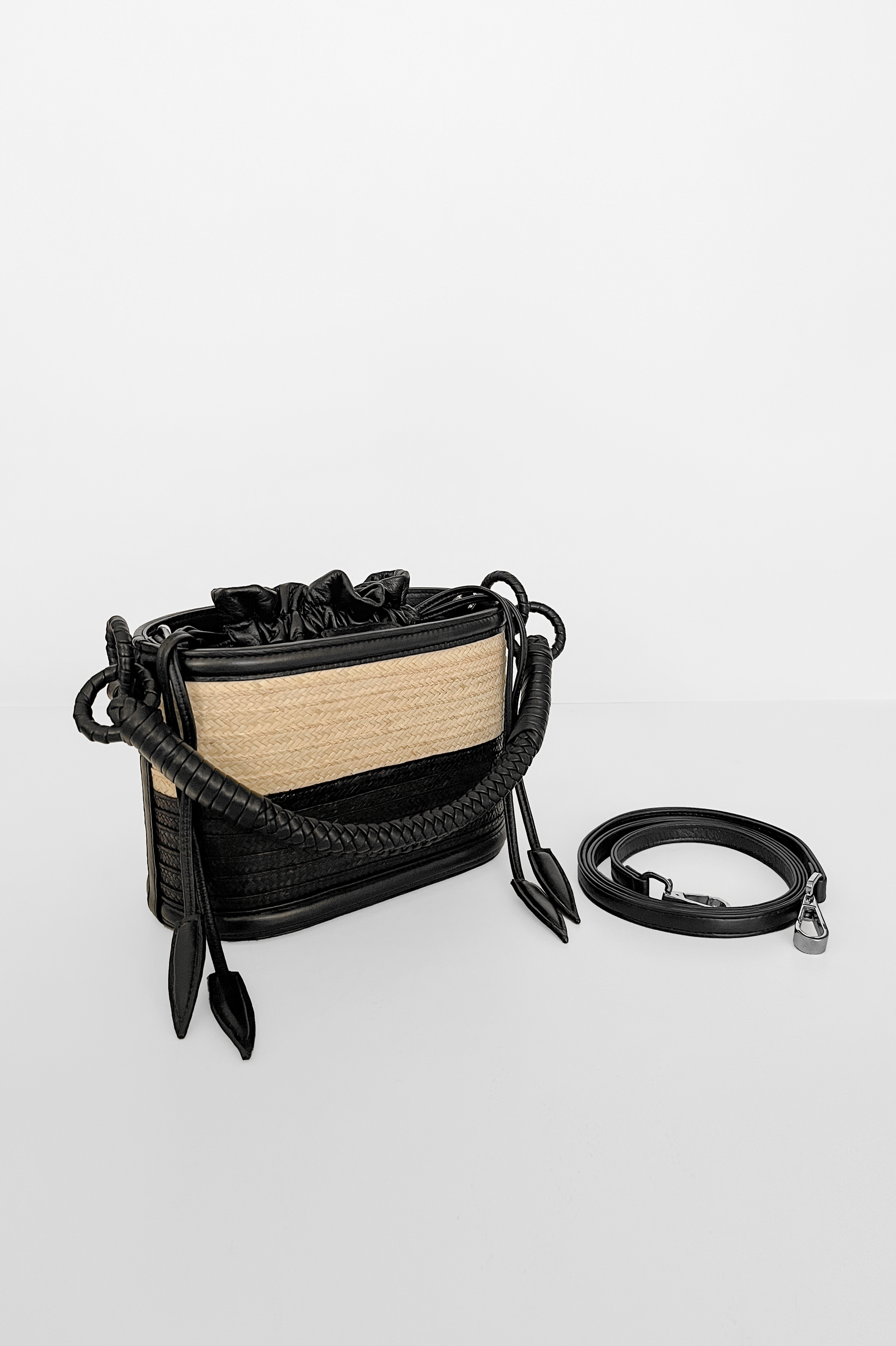 Caña Basket Bucket, Half & Half
