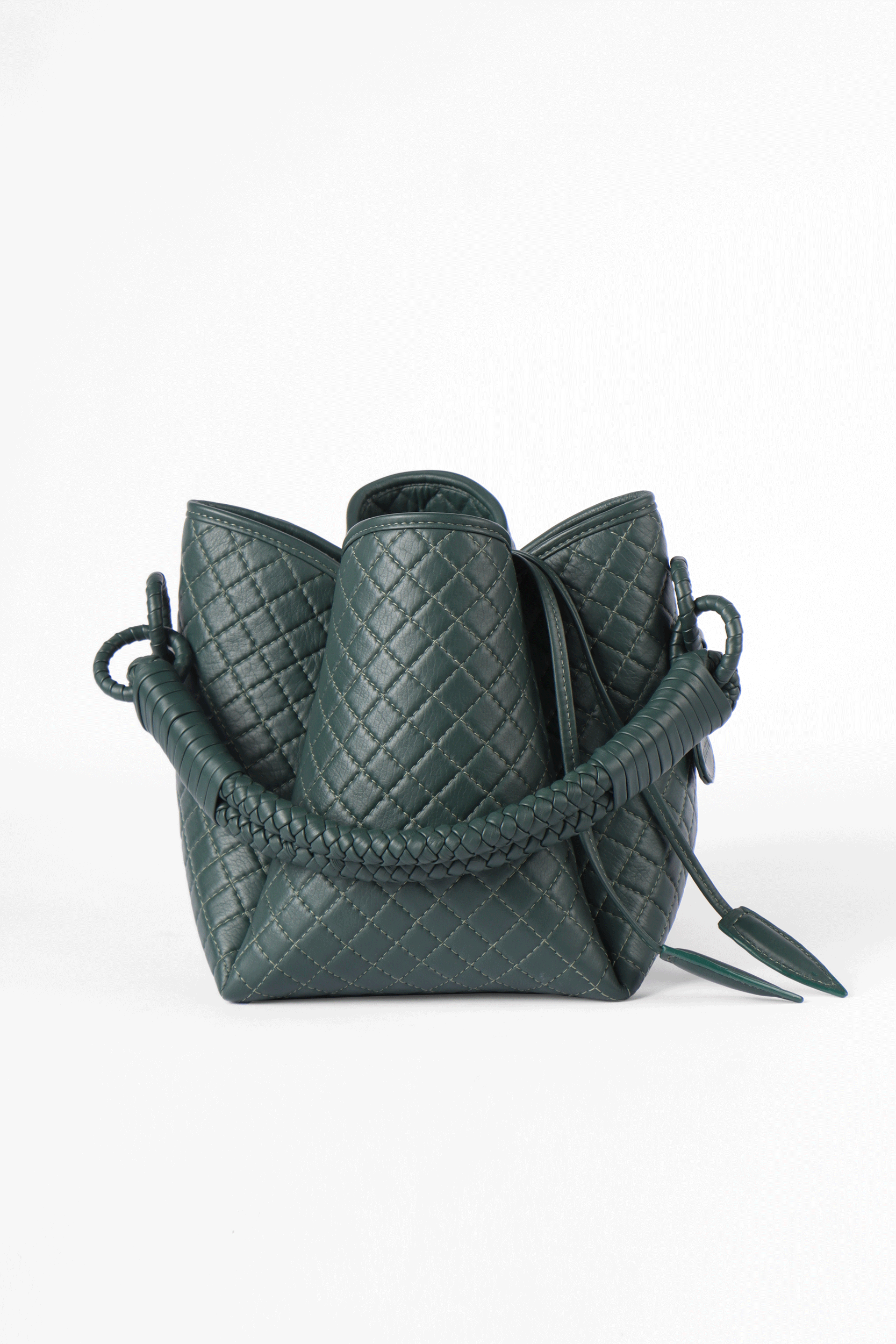 Tulip Bucket Bag, Green.