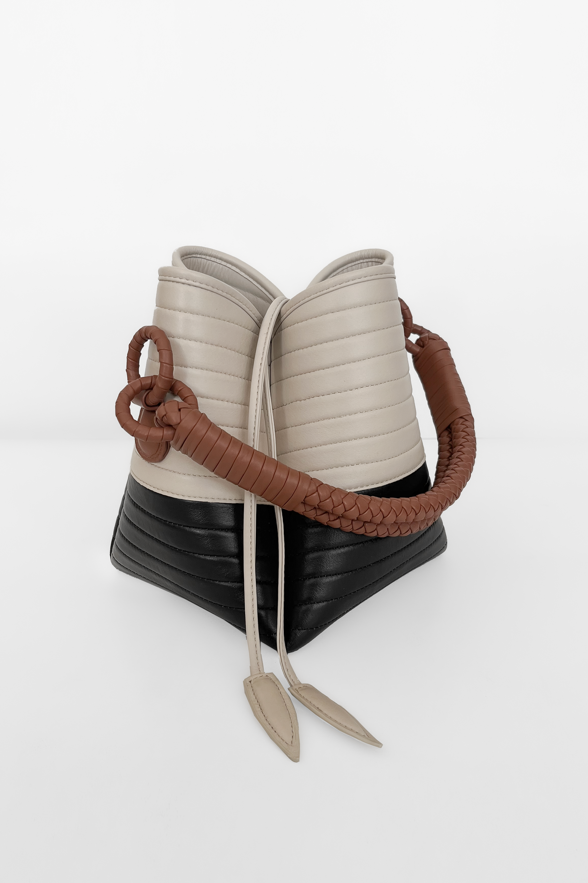 Tulip Oxford Bag, Tiramisu