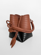 PRE-ORDER Tulip Oxford Bag, Black & Brandy