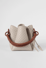 Tulip Bucket Bag, Off-white & Brandy