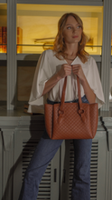 PRE-ORDER Tulip Tote, Brandy