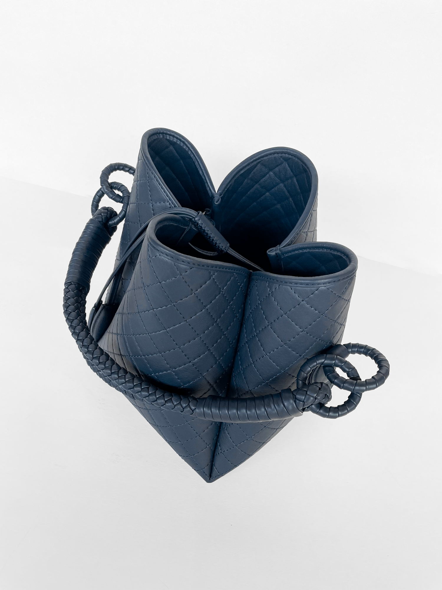 Tulip Bucket Bag Navy Blue. BALETTI